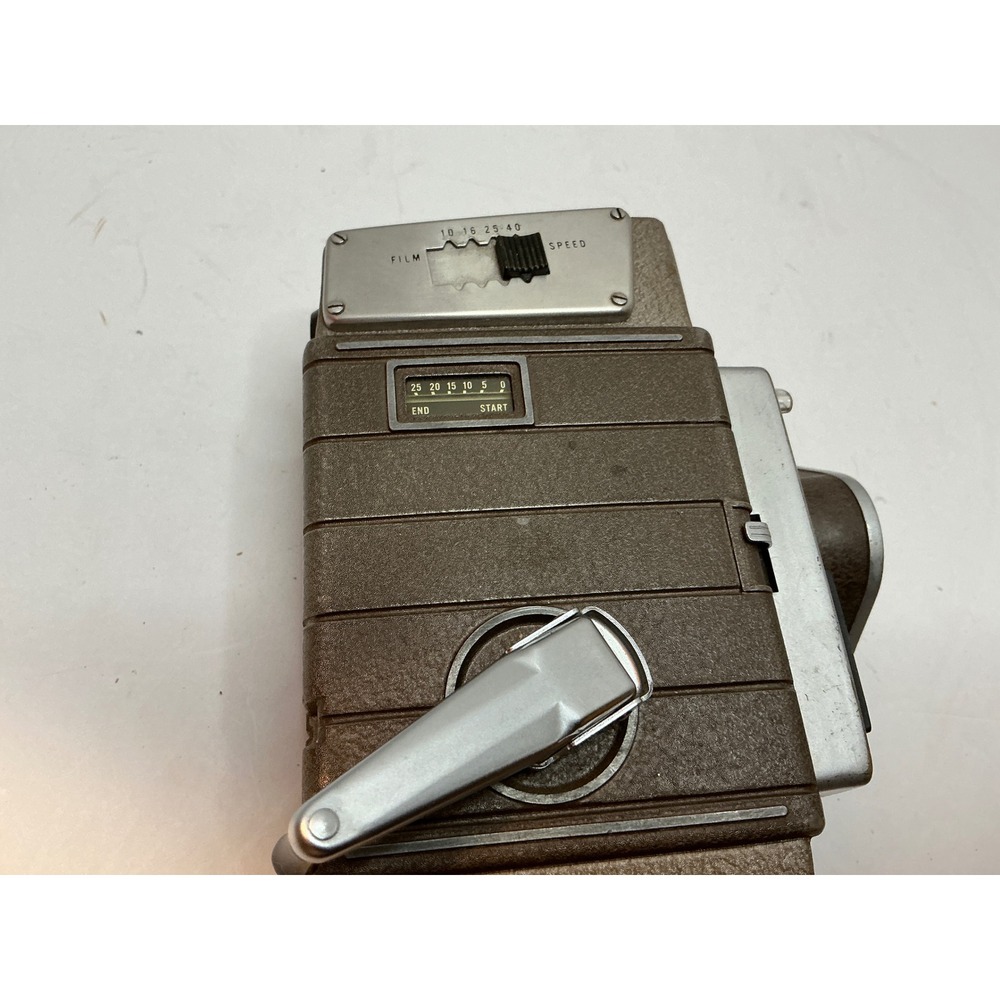 Bell & Howell Vintage 8mm Movie Camera Wind Up Crank Brown Metal Film Prop AS IS - Picture 9 of 14
